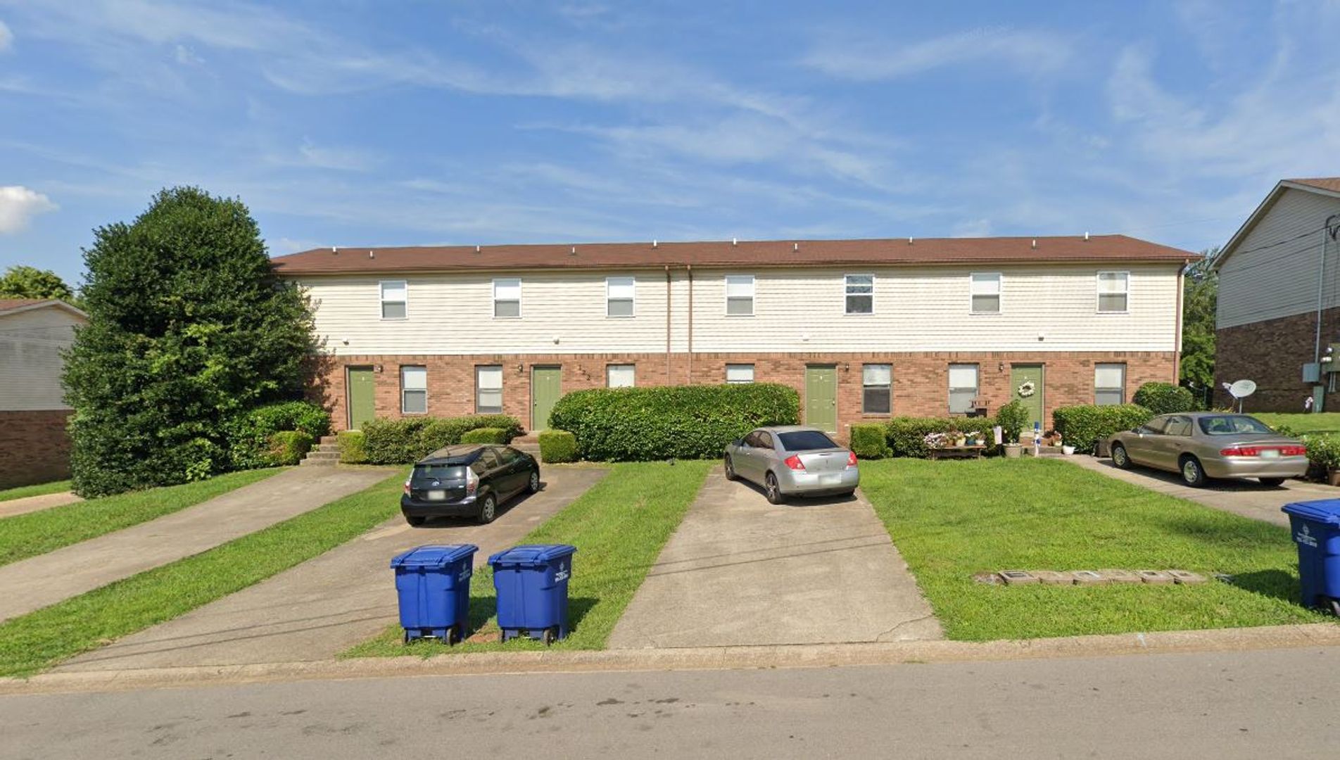 Clarksville Apartment: 122 Stephanie Drive