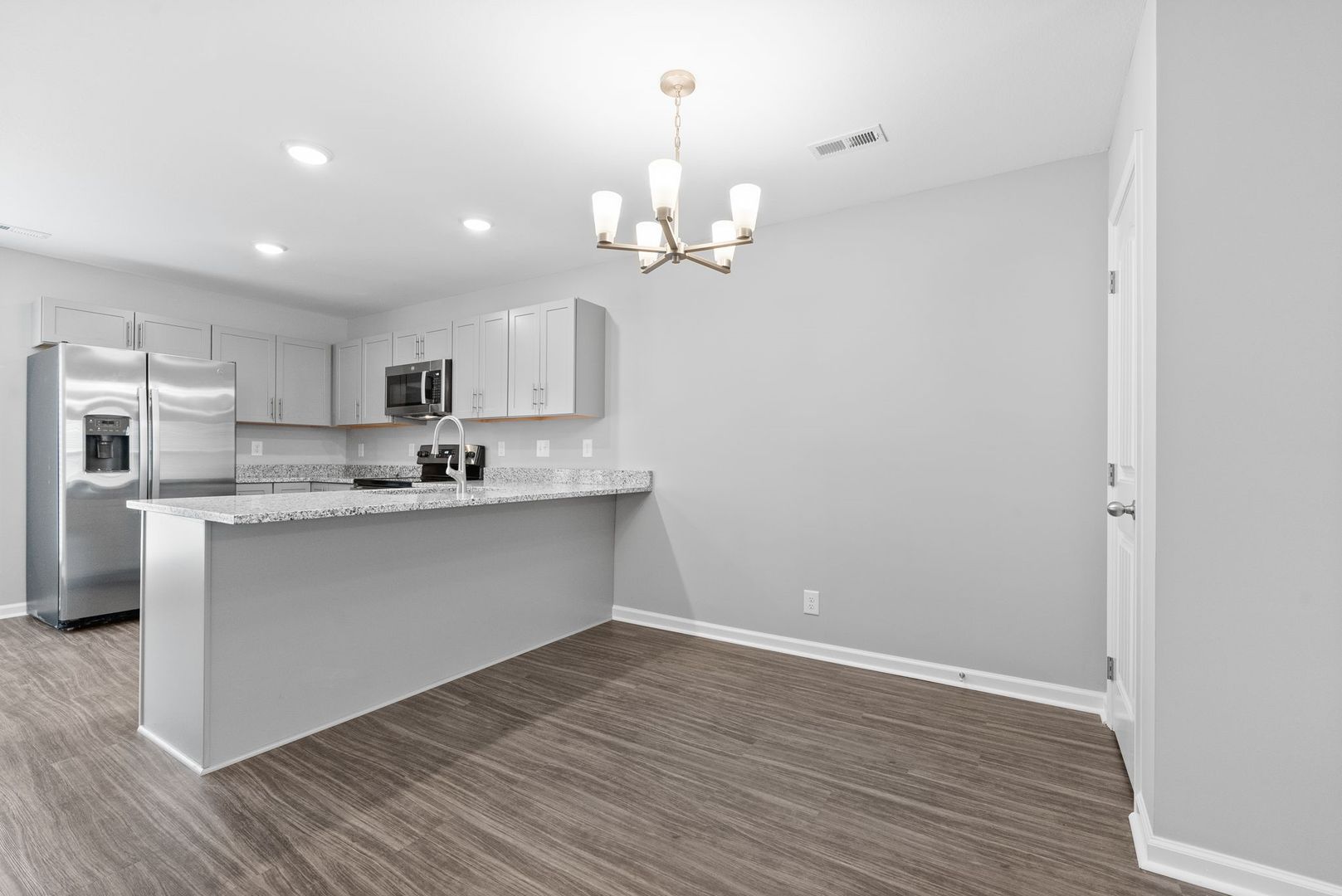 Clarksville House: 111 Davis Ridge Lane