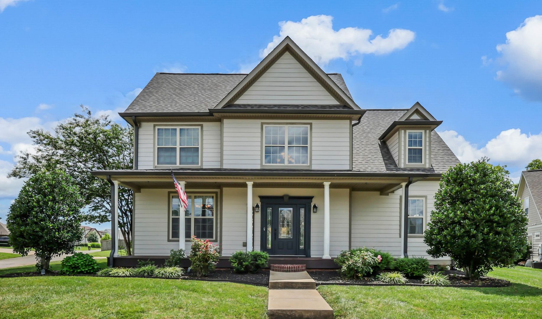 Clarksville House: 1154 Buggy Cove