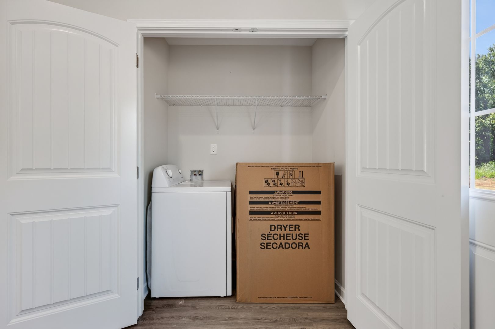Laundry room at Midtown Place - Summitcrest Dr. - 299 (x72) (1 of 2)