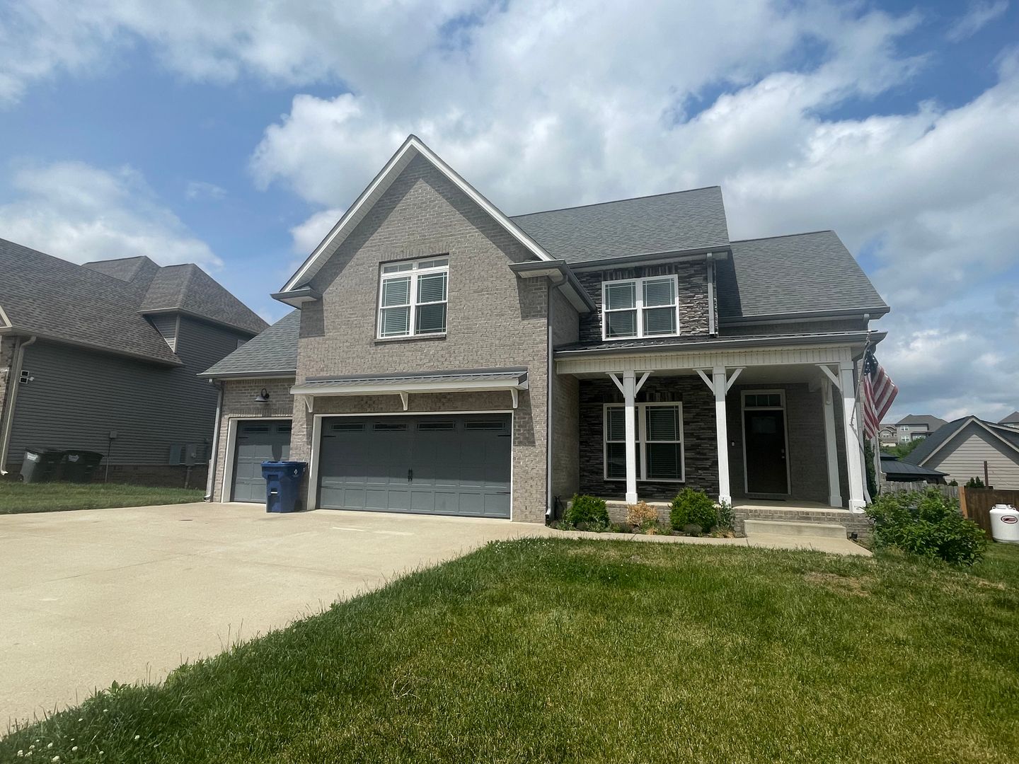 Clarksville House: Piedmont Pl. - 325