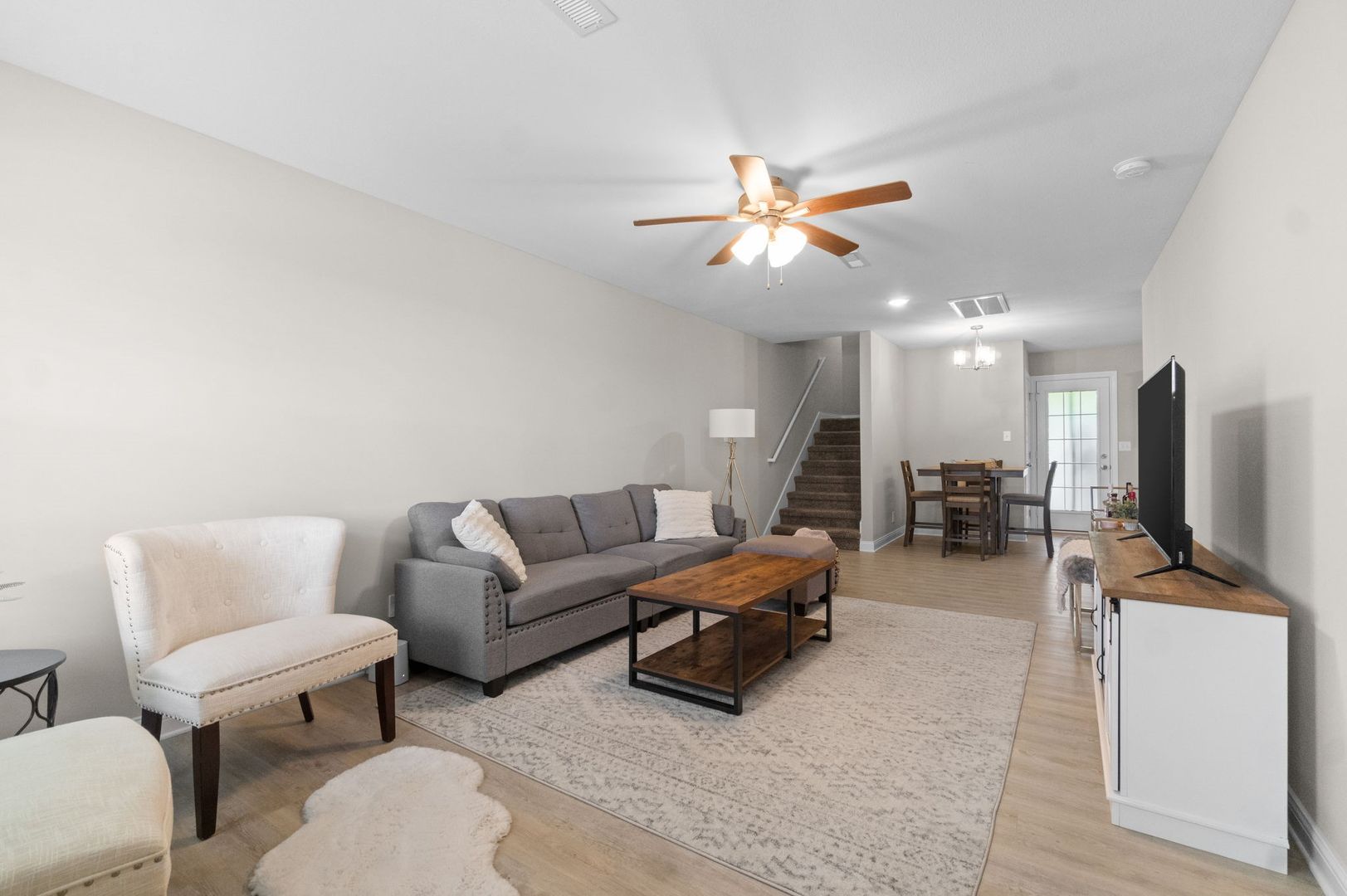 Clarksville House: 4010 Fort Sumter Drive