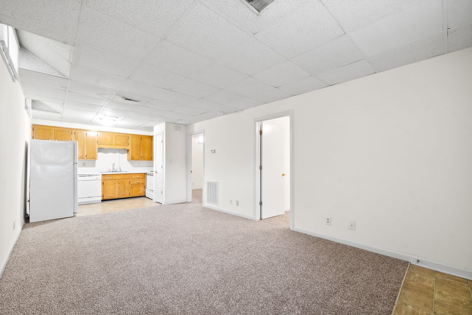 Clarksville Apartment: 211 N 5th St