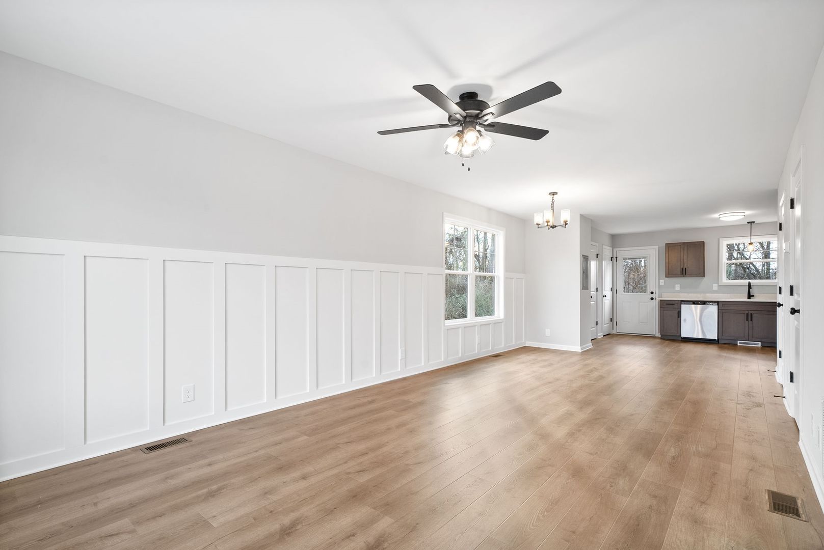 Clarksville Townhome: 332 Church Street