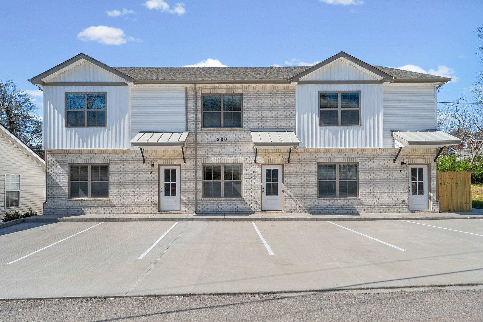 Clarksville Apartment: 320-330 South 7th Street