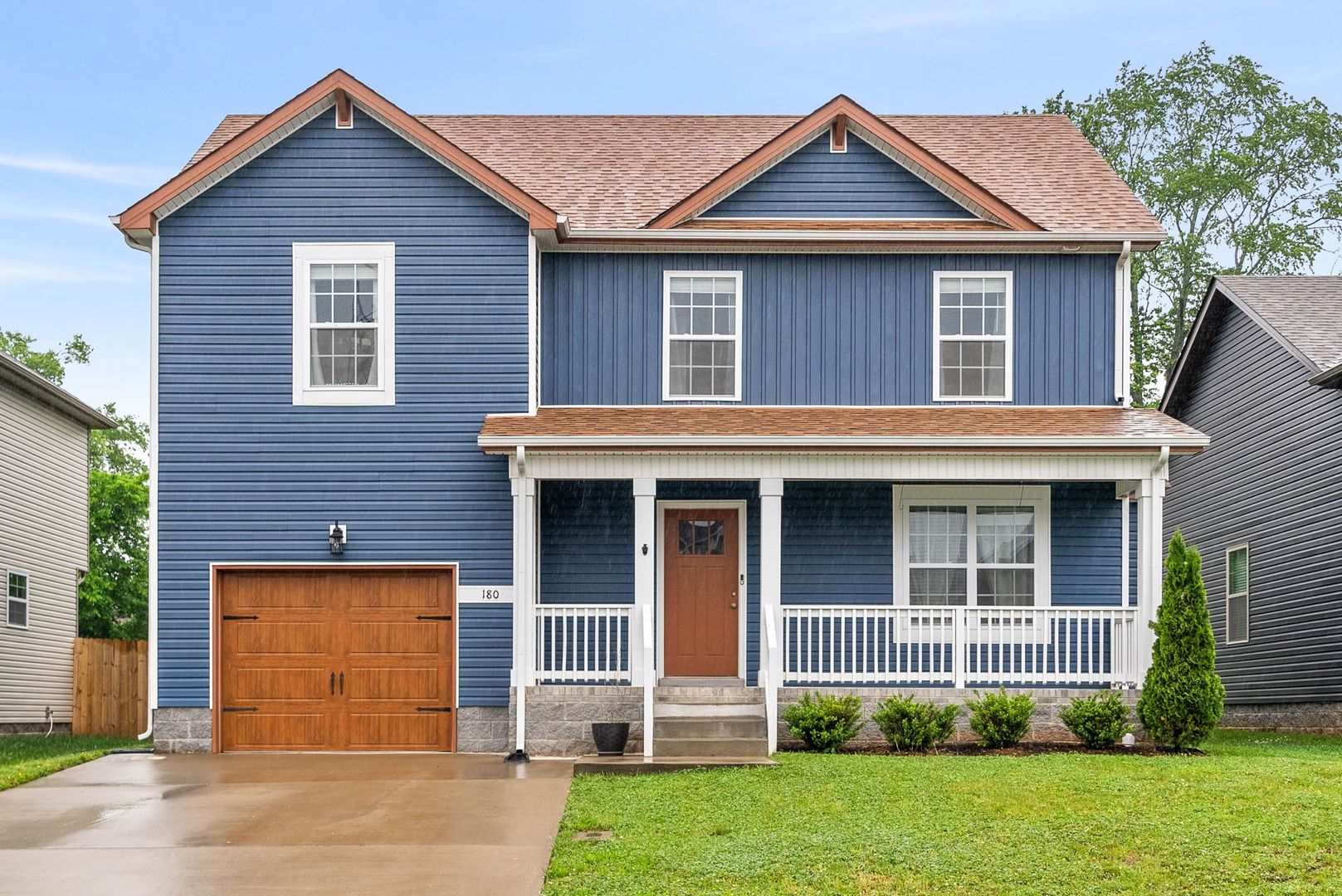 Clarksville House: 180 Sambar Drive