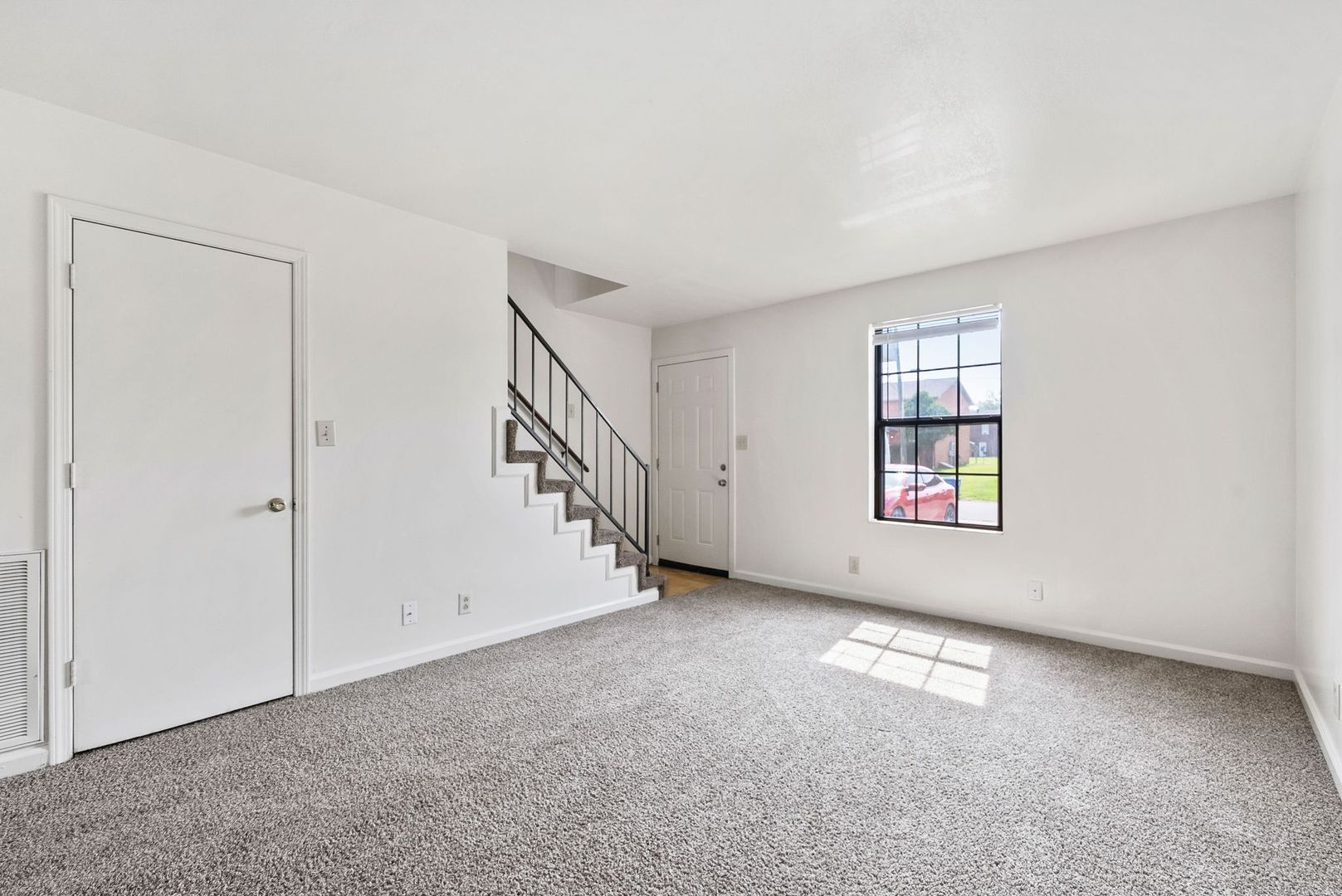 Clarksville Apartment: 273 Northridge Drive