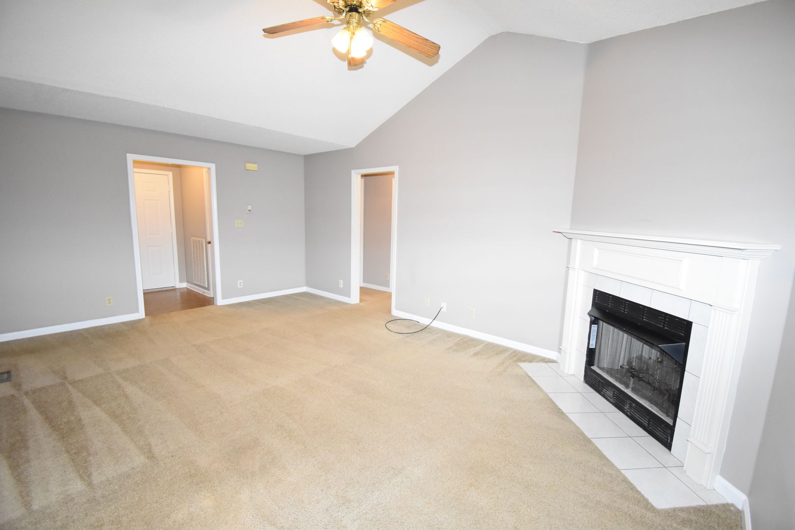 Clarksville House: 3383 Queensbury Road