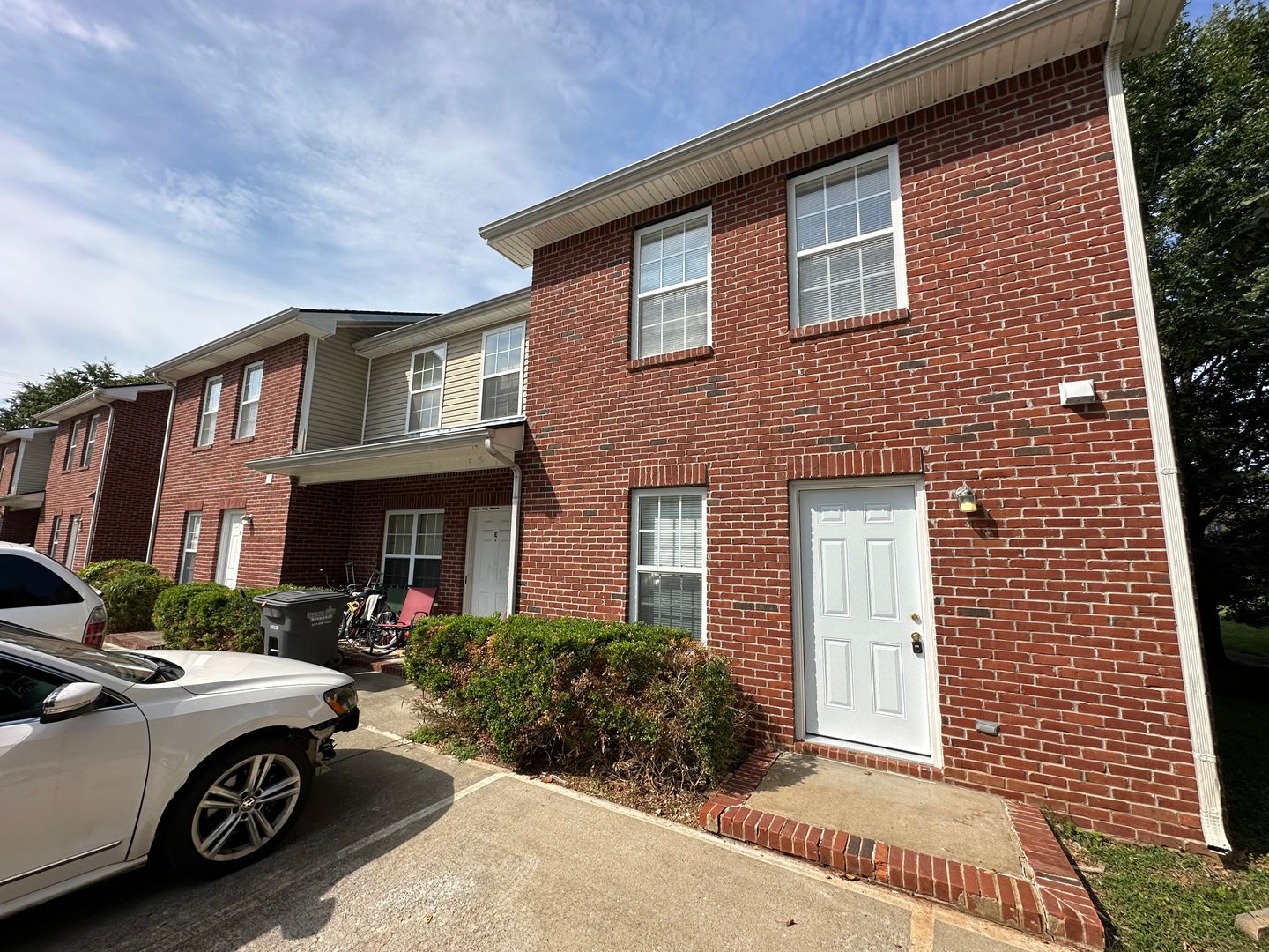 Clarksville Apartment: 295 Raleigh Drive