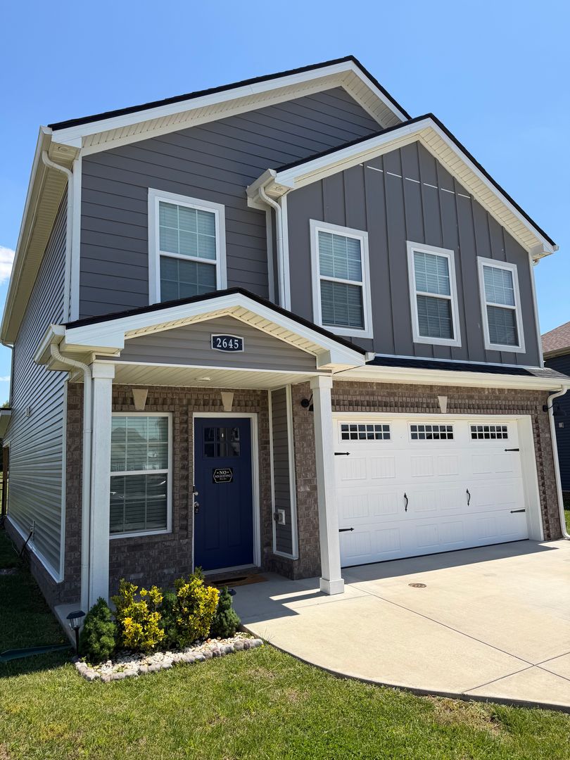 Clarksville House: 2645 Rafiki Drive