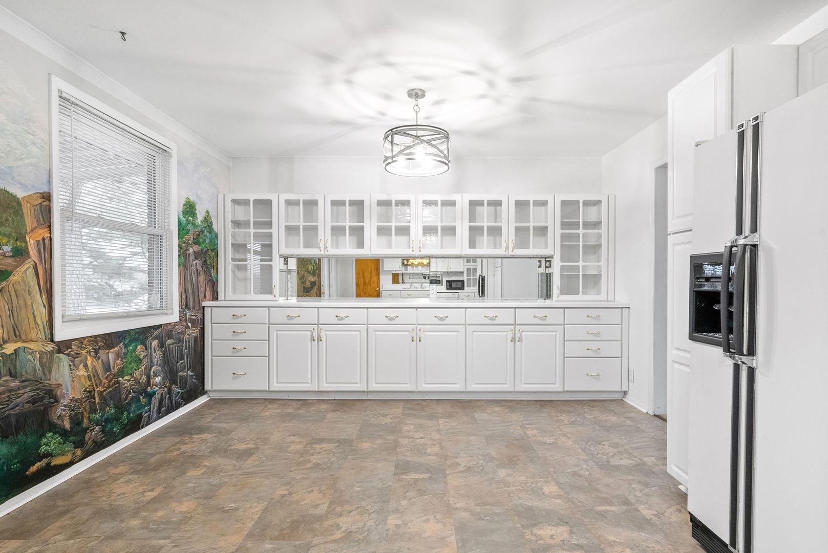 Clarksville House: 1556 North Liberty Church Road