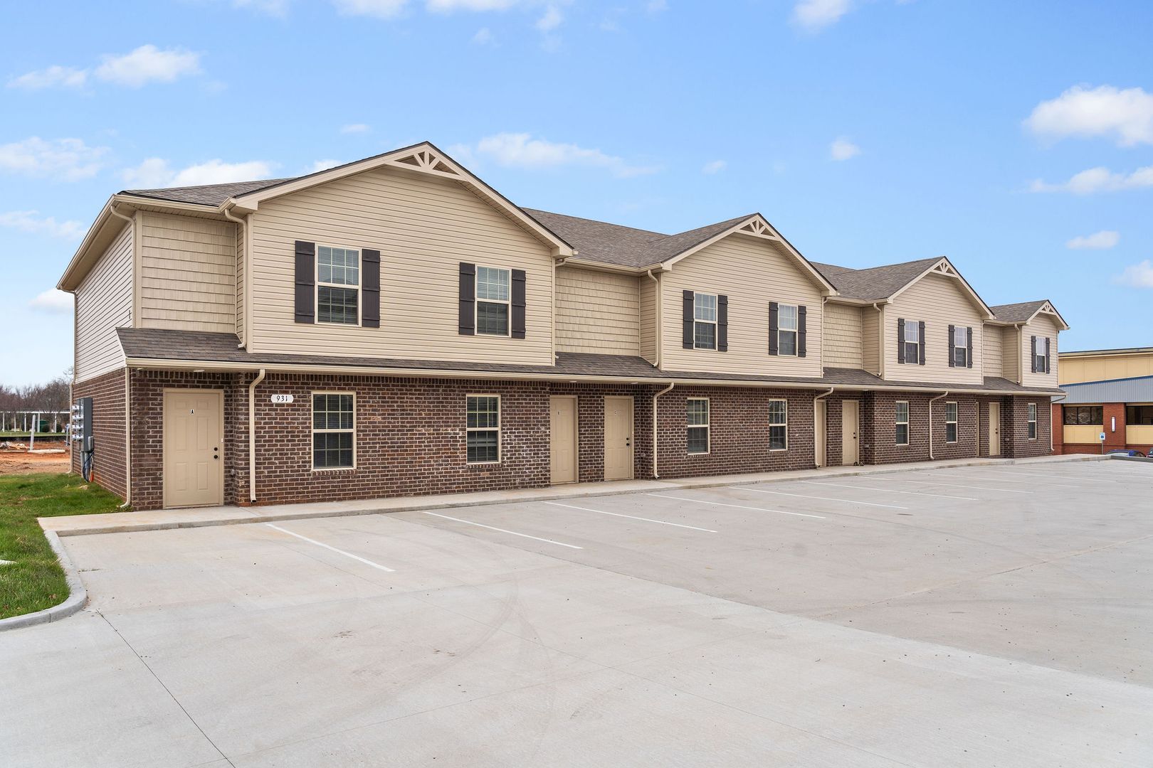 Clarksville Apartment: 931 Professional Park Drive