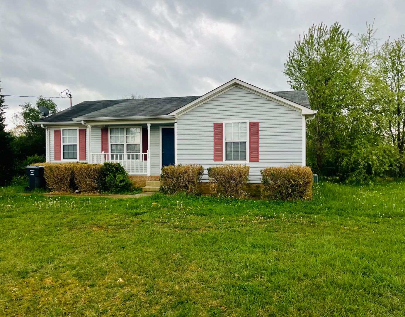 Oak Grove House: 717 Polk Ave