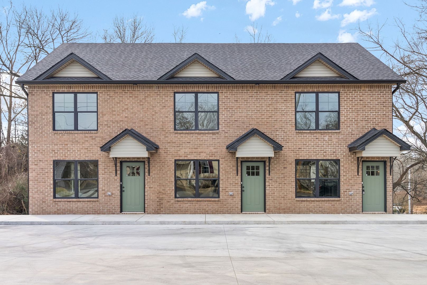 Clarksville Townhome: 332 Church Street