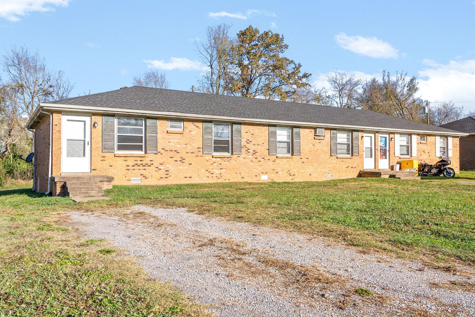 Clarksville Apartment: 113 Tandy Drive