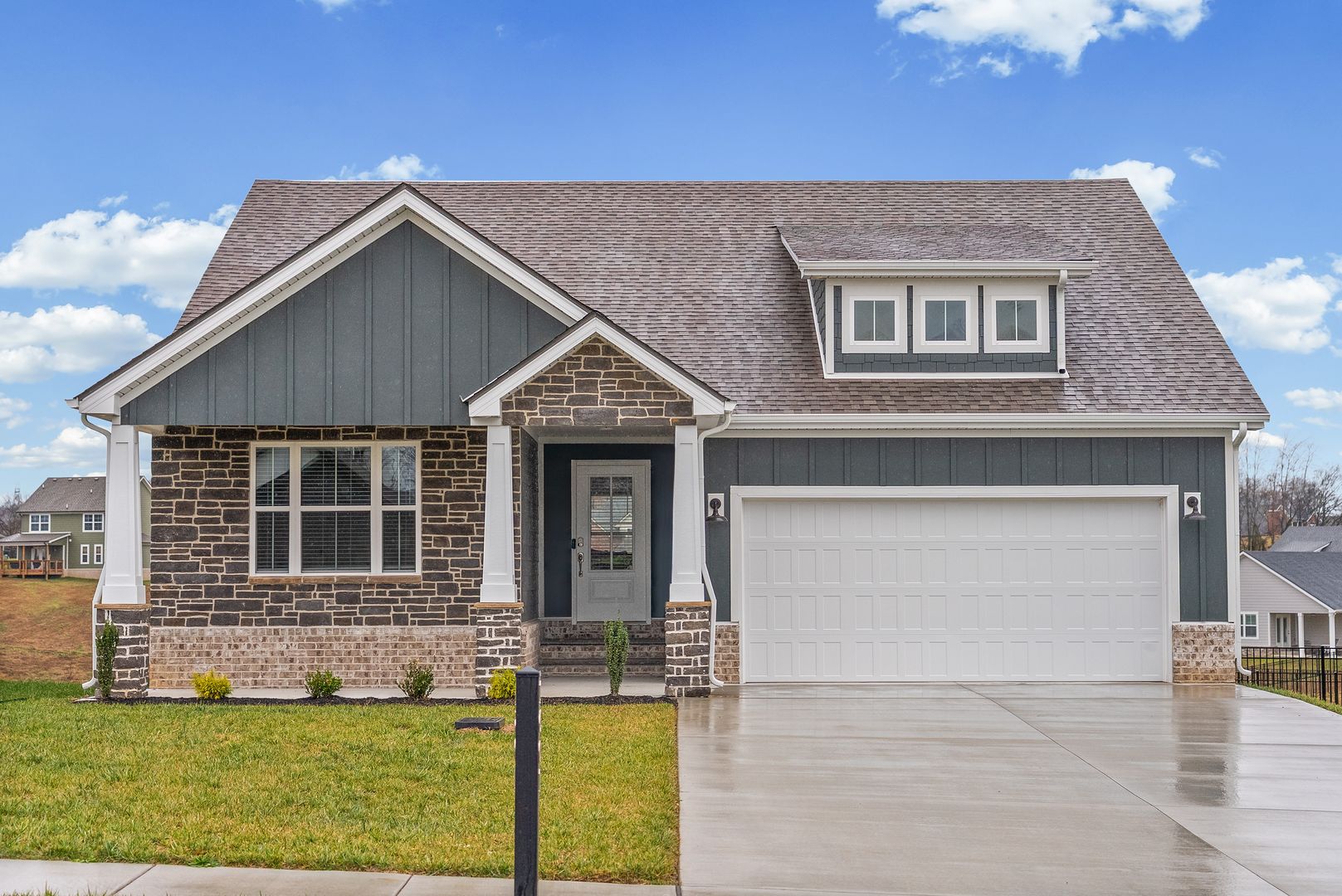 Clarksville House: 1601 Collins View Way