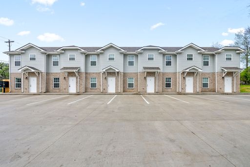 2 Bedroom Pet Friendly Townhomes For Rent Near APSU – photo 1
