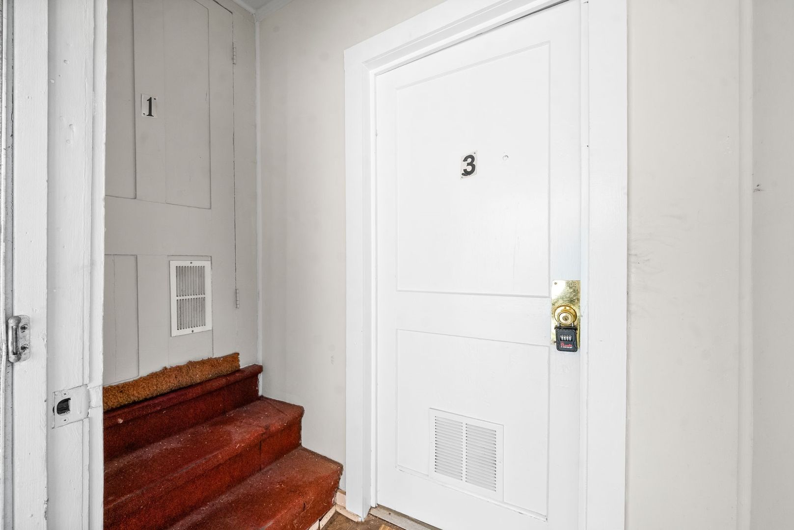 Clarksville Apartment: 416 South Second Street