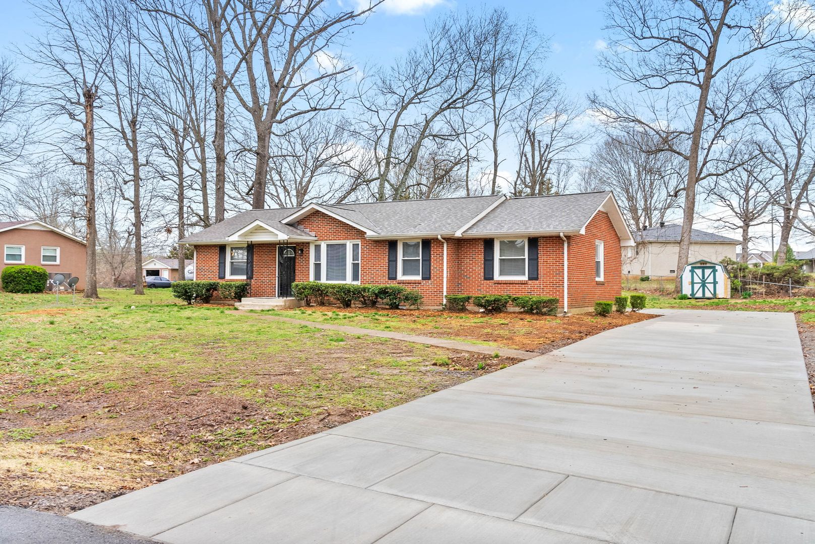 Clarksville House: 2522 Timberwood Drive