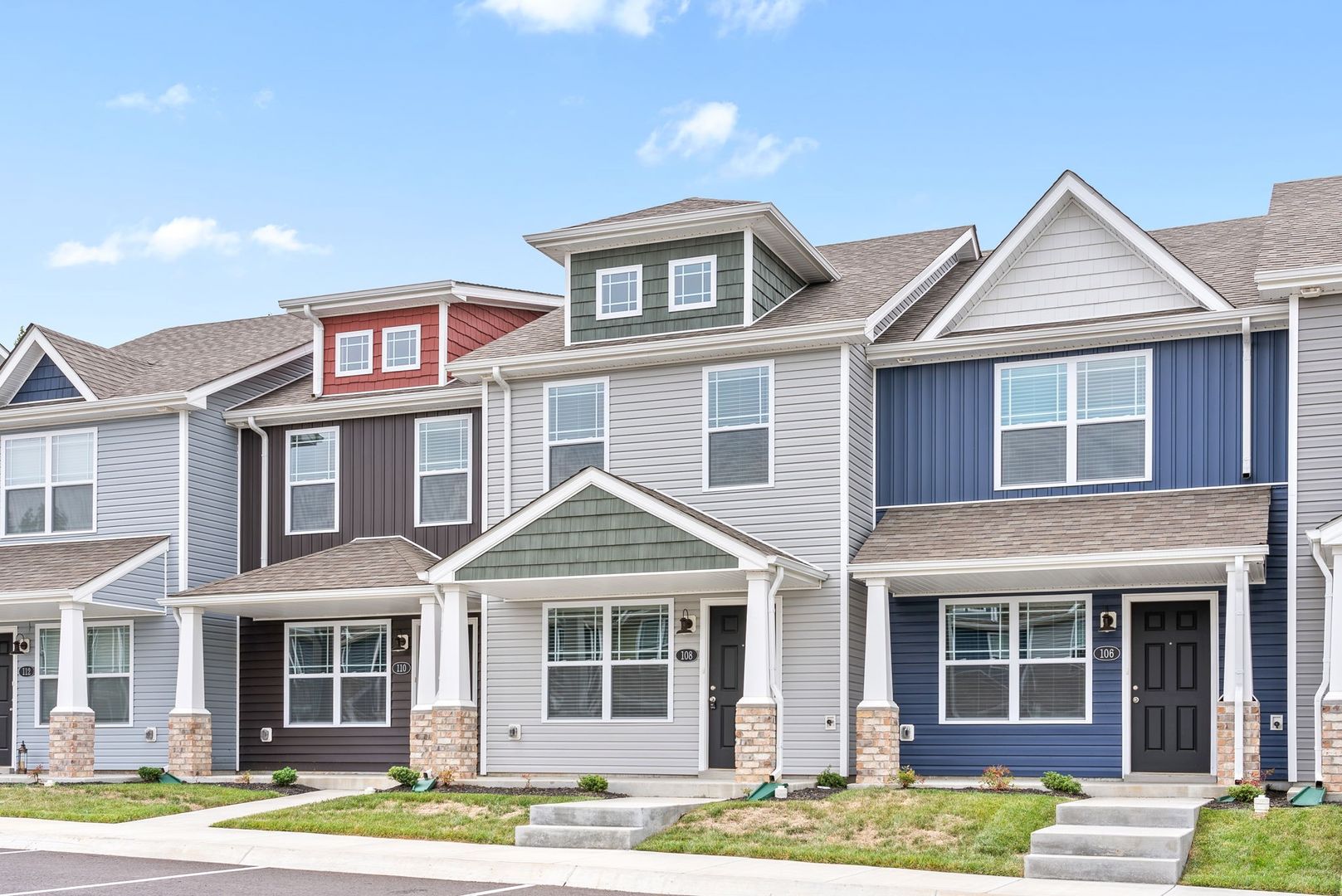 Clarksville House: 123 Davis Ridge Lane