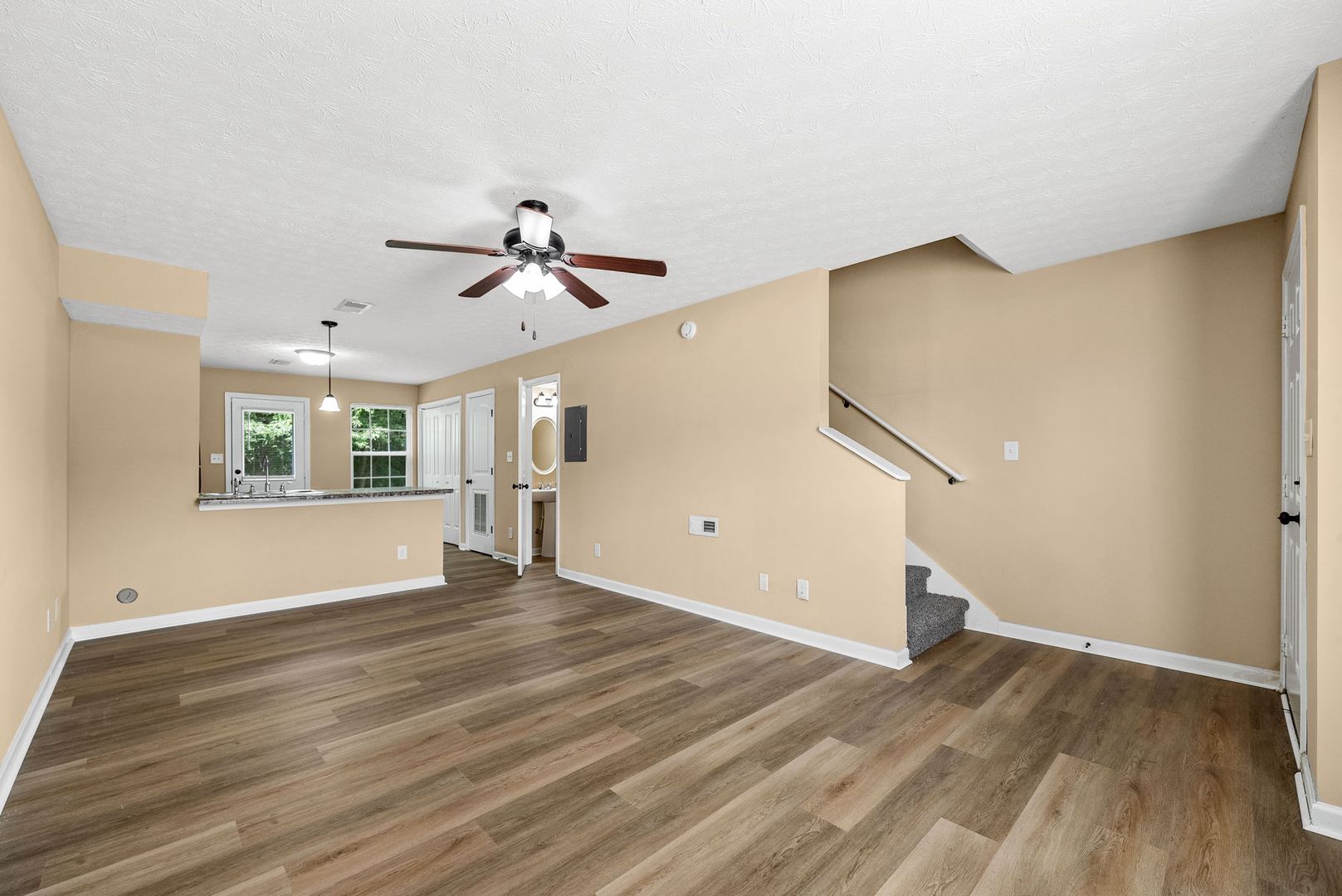 Clarksville Apartment: 2260 Mccormick Lane