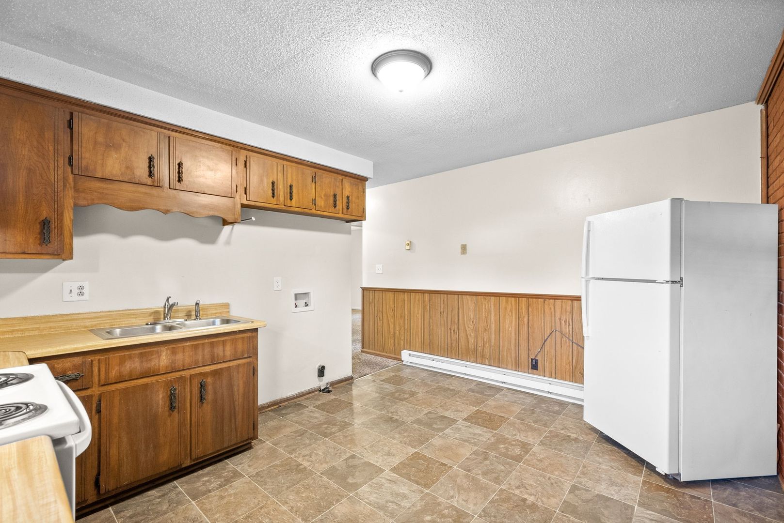 Clarksville Apartment: 1221 Madison Street