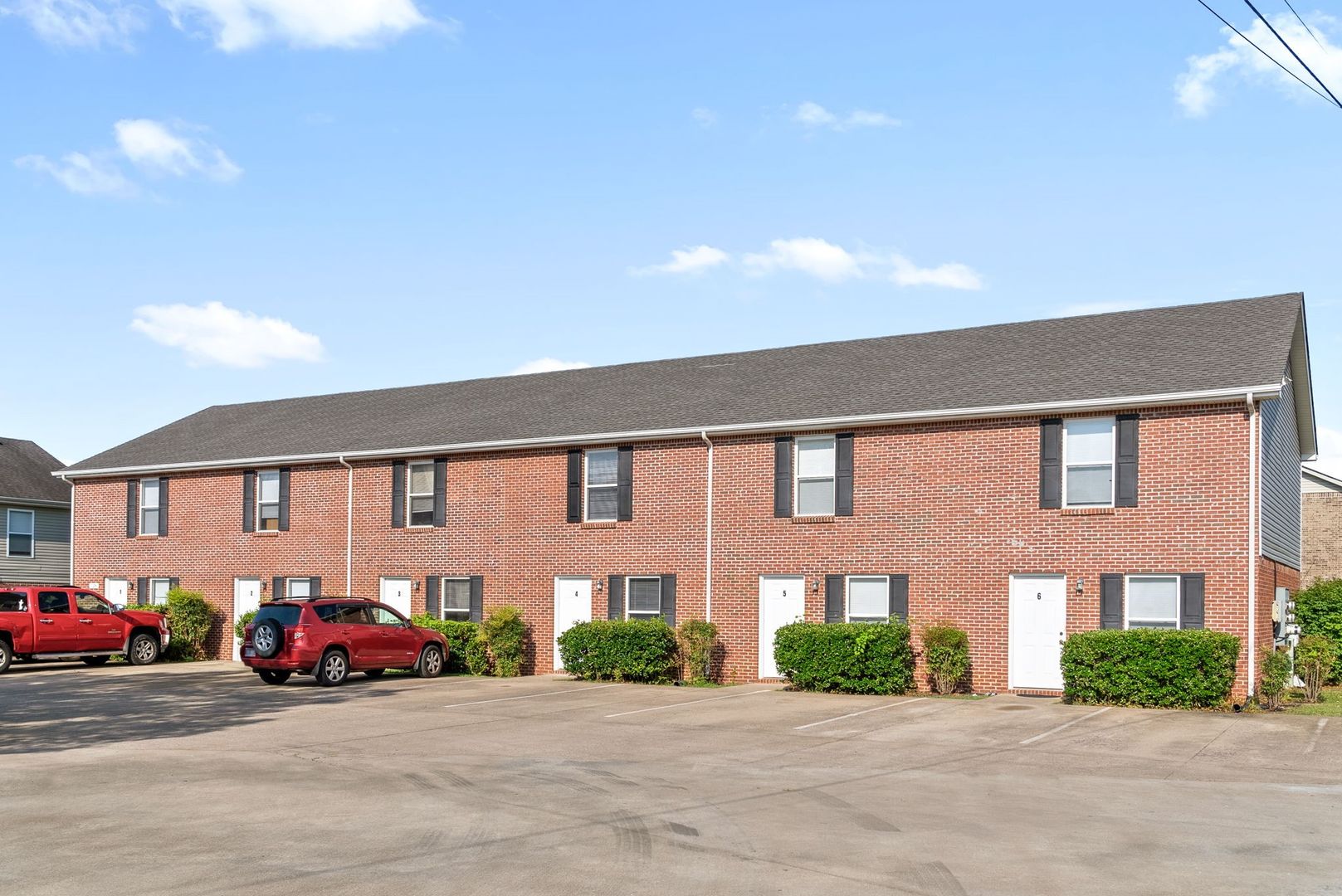 Clarksville Townhome: 124 Coyote Court