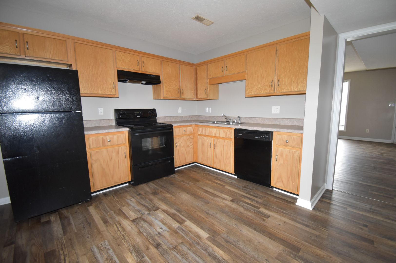 Clarksville Apartment: 362 Peabody Dr