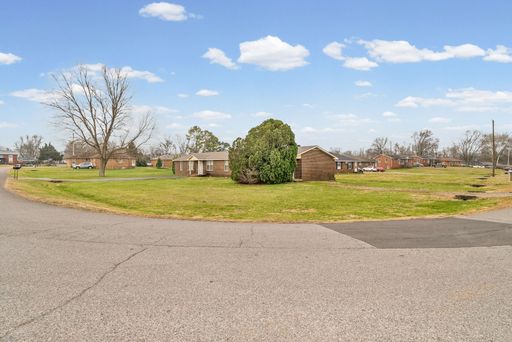 2 Bedroom Apartment For Rent Near Post! – photo 1