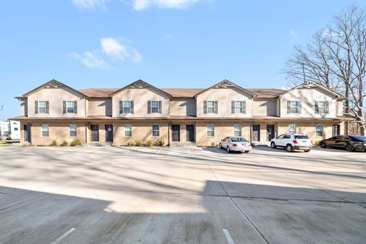 2 Bedroom Pet Friendly Townhome For Rent! – photo 1