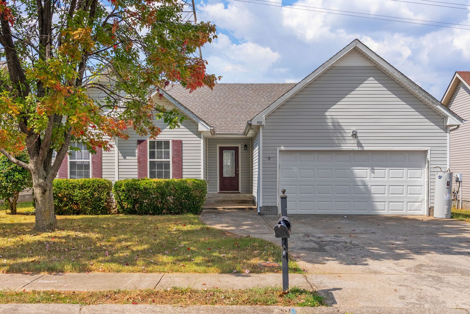 Clarksville House: 992 Cindy Jo Court