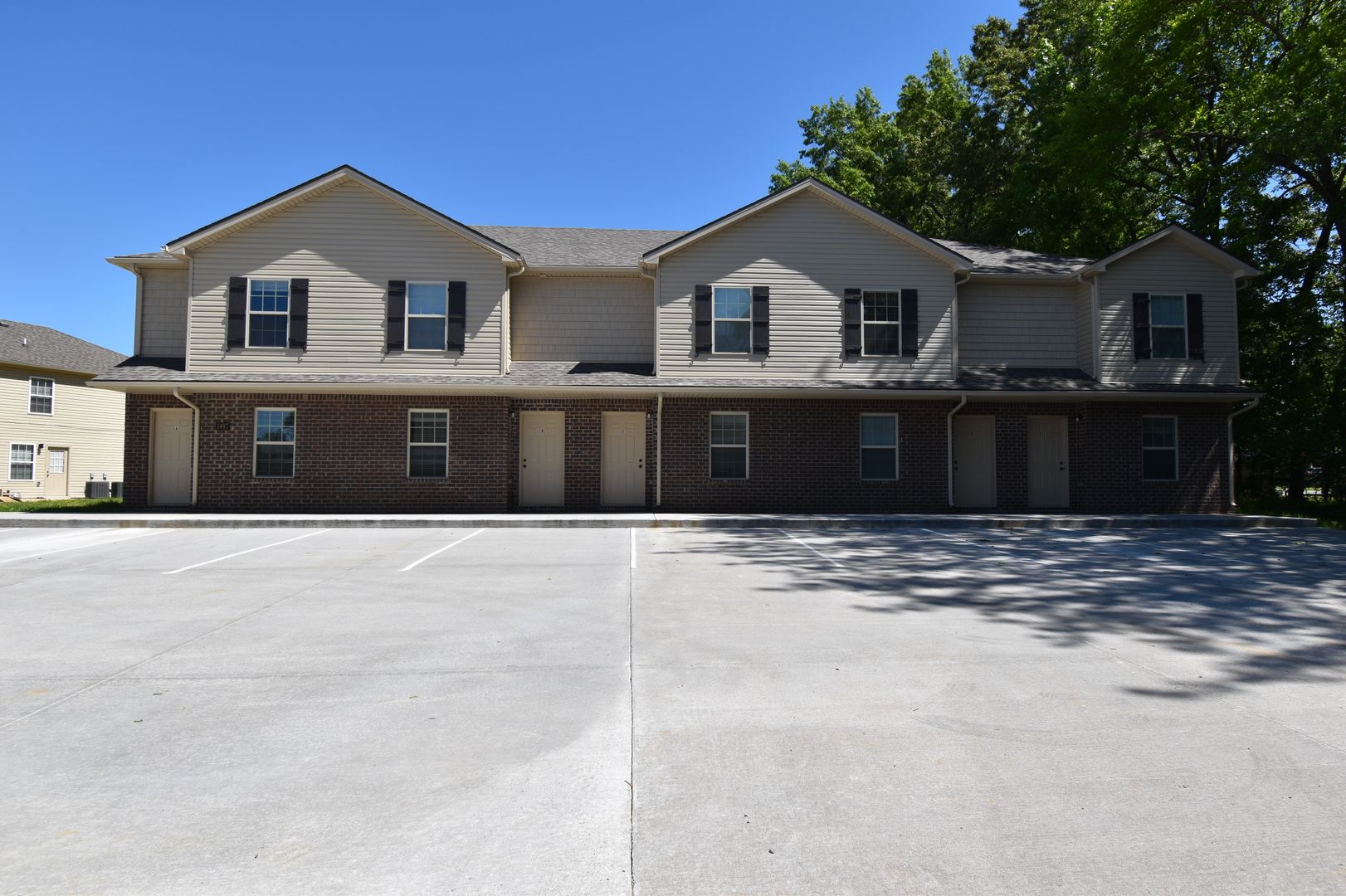 Clarksville Apartment: 1477 Amberjack Court