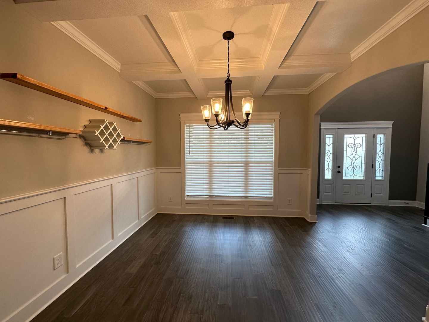 Clarksville House: 1592 Charles Bell Road