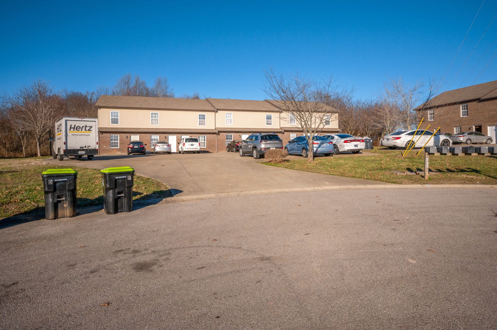 Clarksville Apartment: 525 Patriot Park Court