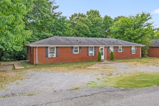 2 Bedroom Pet Friendly Apartment For Rent Near Ashland City Road! – photo 1