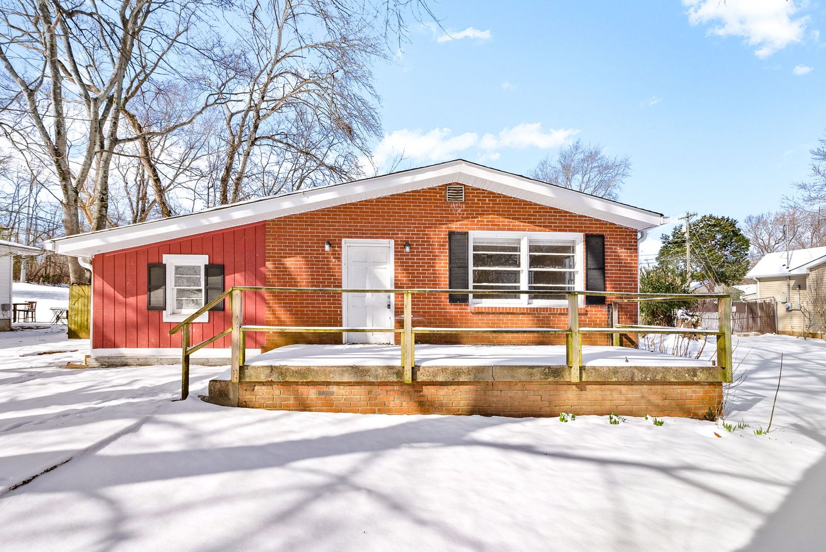 Clarksville House: 3 Garth Drive