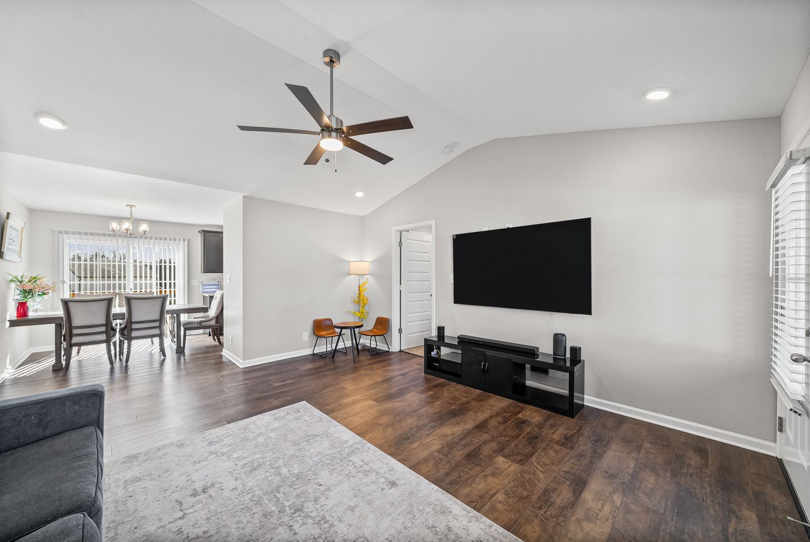 Clarksville House: 419 Mattingly Drive