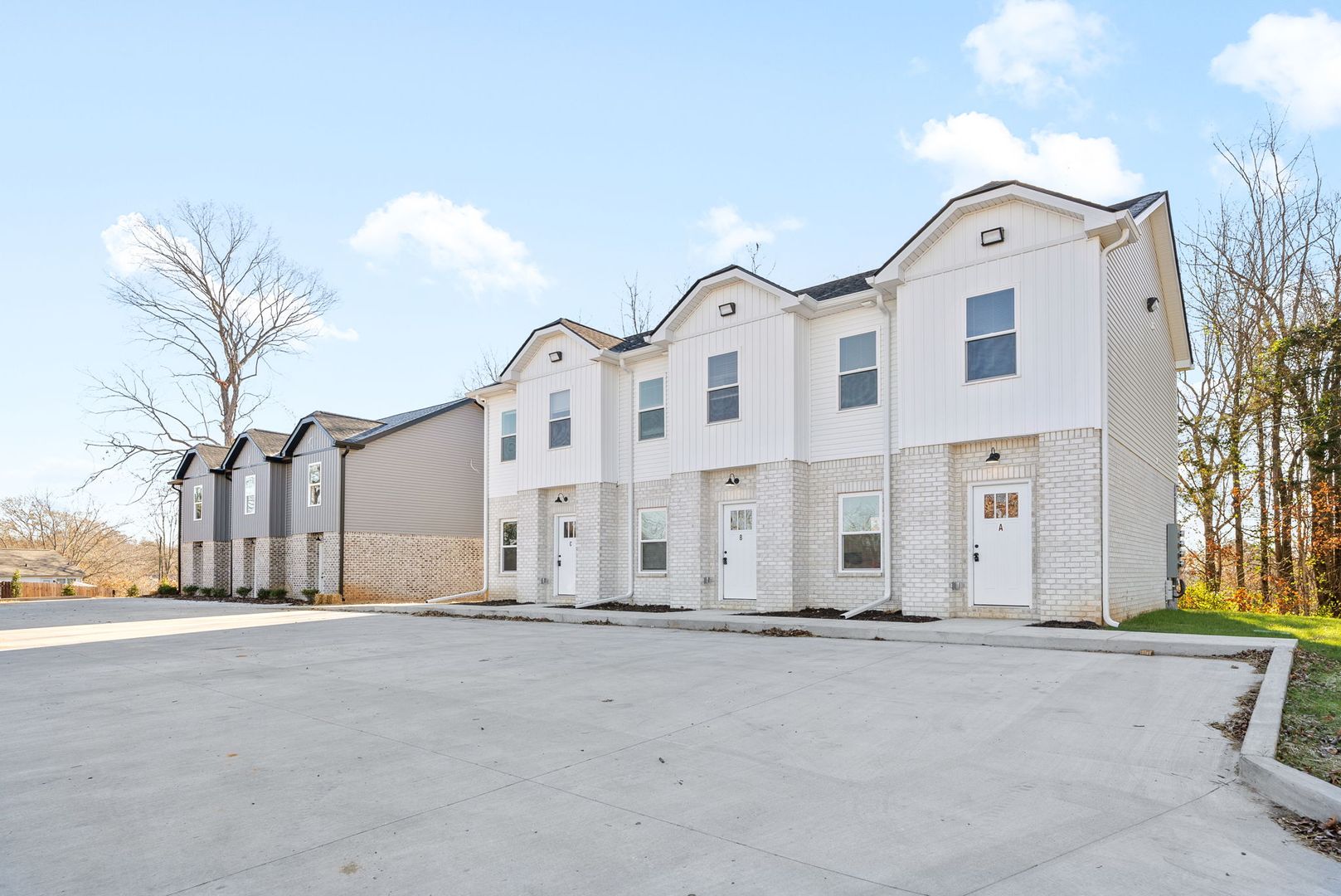 Clarksville Apartment: 1660 Golf Club Lane