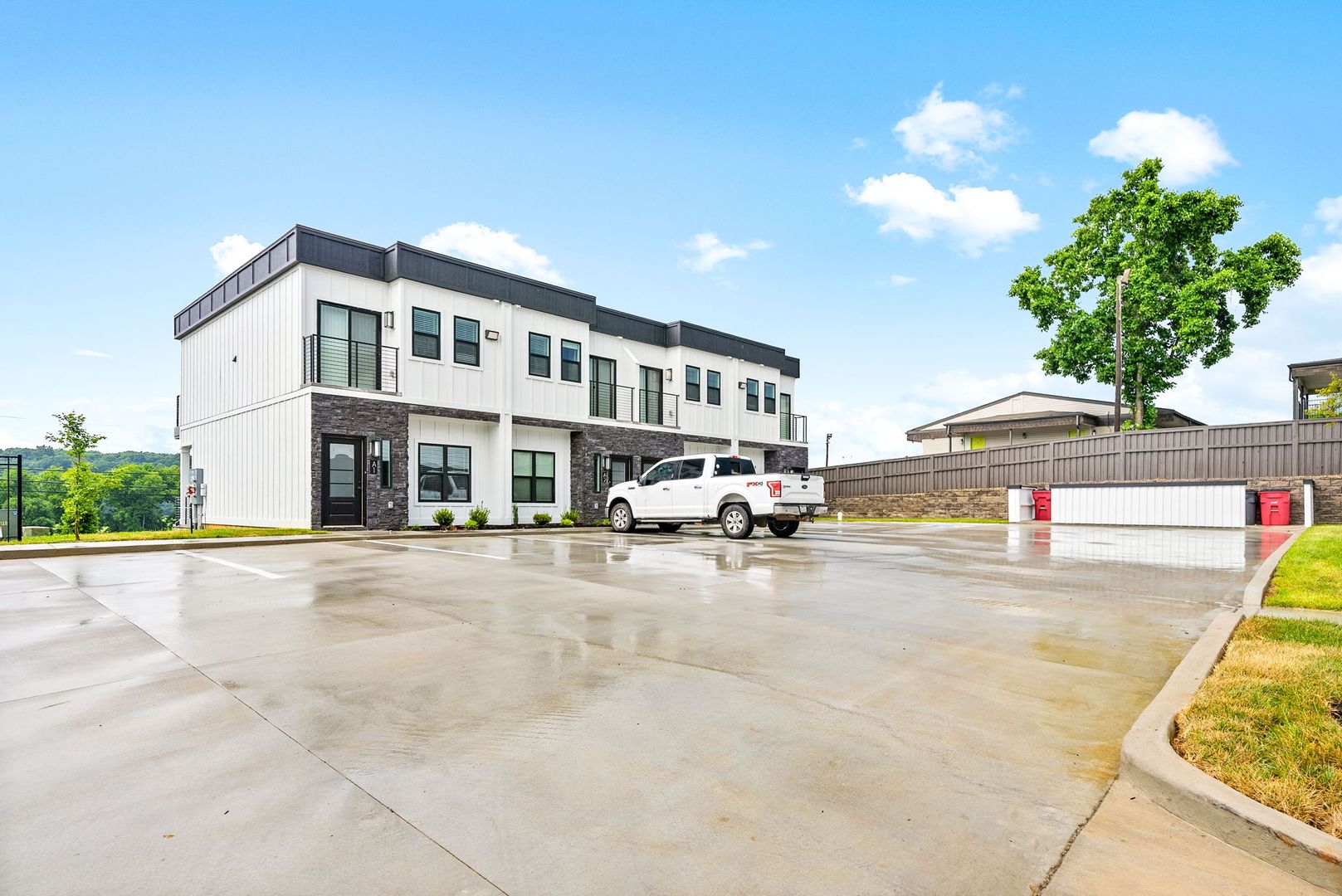 Clarksville Apartment: 111 Hickory Grove Blvd