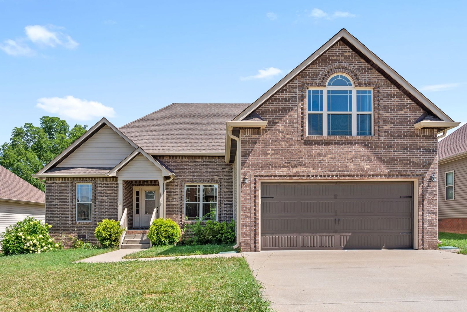 Clarksville House: 1029 Garner Hills Drive