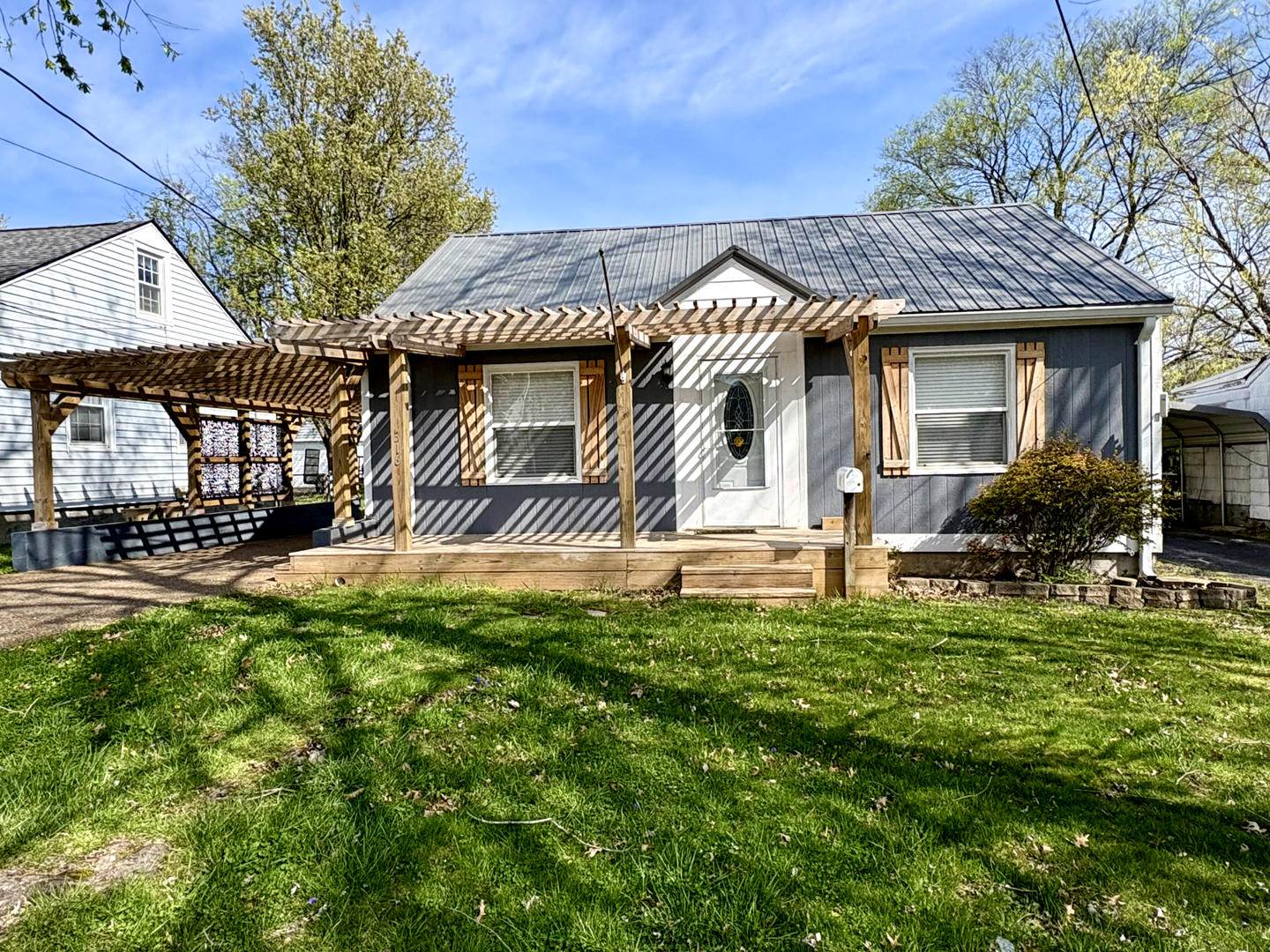 Hopkinsville House: 316 Fairview Drive
