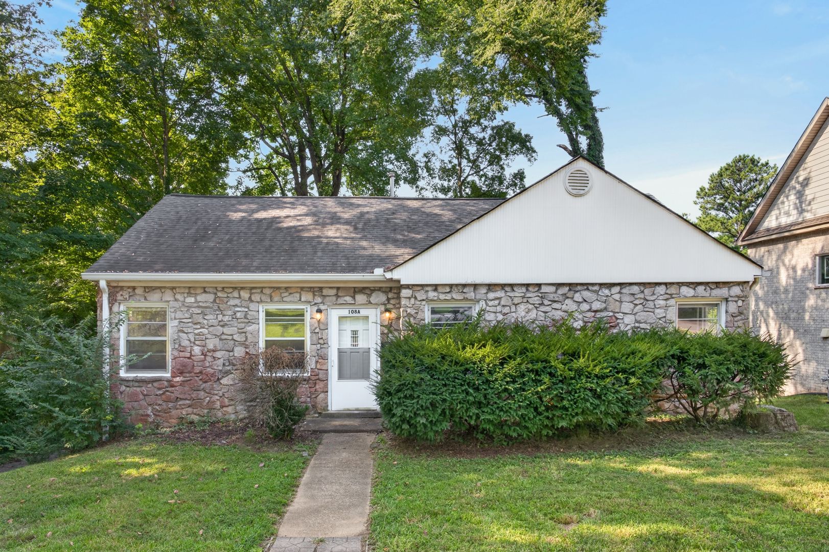 Clarksville Apartment: 108 Madison Terrace Court