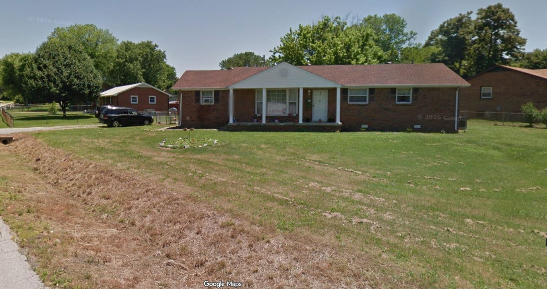 Clarksville House: 298 Melinda Drive