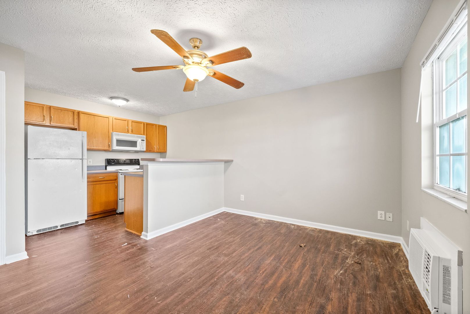 Clarksville Apartment: 765 Robb Avenue