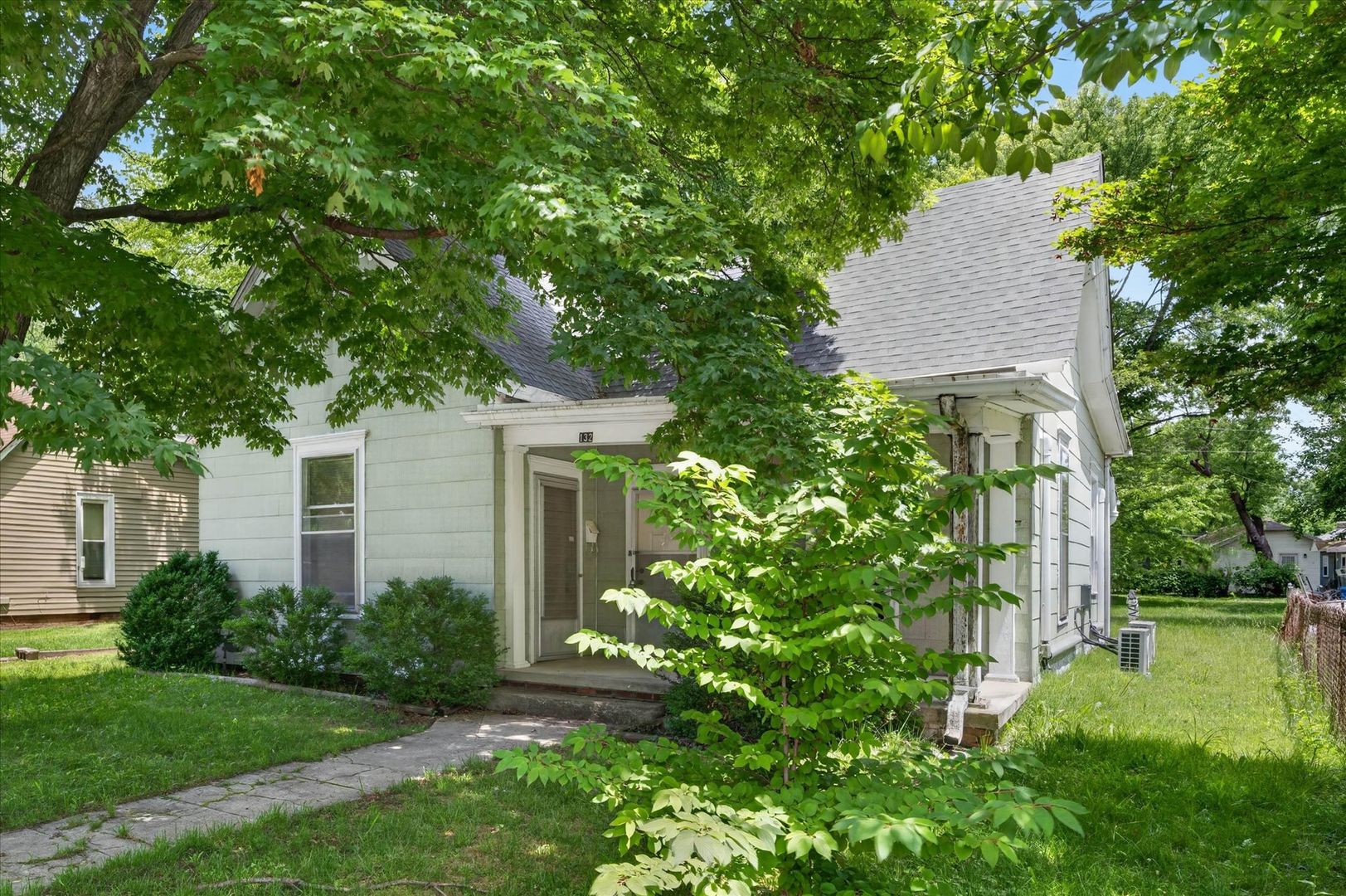 S. McPherson St. - 132 2 of 12