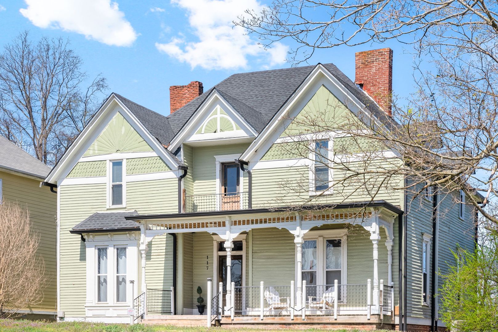 Clarksville Apartment: 117 Marion Street