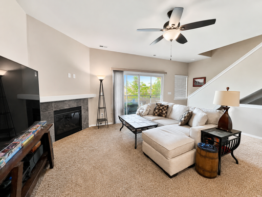Listing photo thumbnail