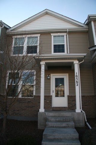 Fountain House: 10562 Country Park Point
