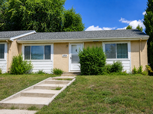 2924 W. Uintah St., Colorado Springs, CO 80904