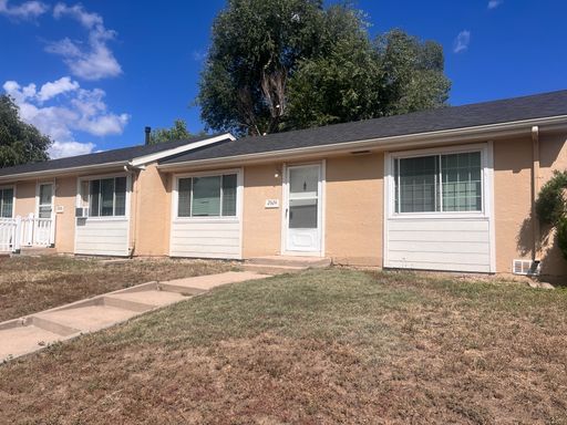 2924 W. Uintah St., Colorado Springs, CO 80904